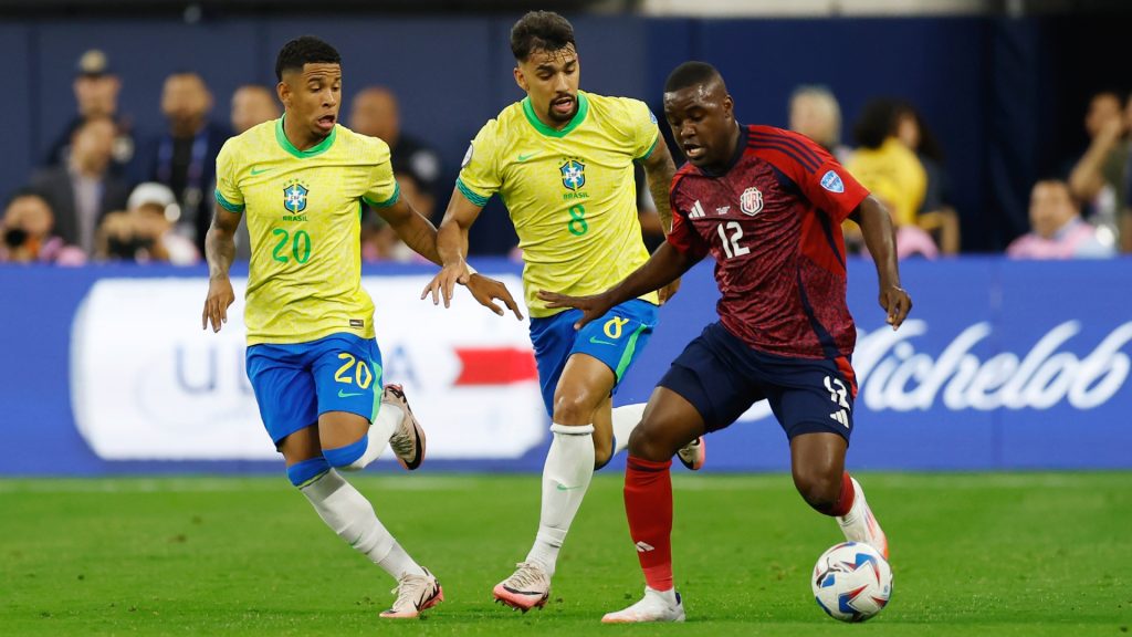 Campbell entró contra Brasil y Colombia y fue titular vs. Paraguay. (Getty Images)